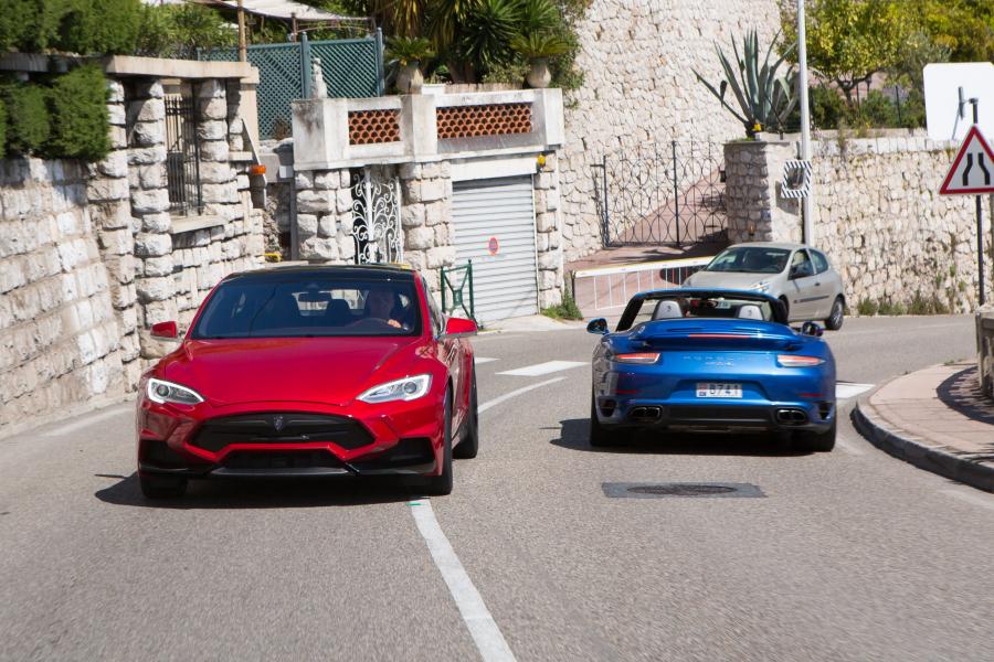  Tesla Model S P85D Elizabeta by Larte Design 2015 года  (фото 50 из 72)
